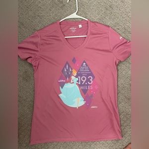 runDisney Princess Half Marathon Weekend2023 Challenge T-shirt size Women Large